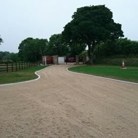 Driveway gravel in bags or by the lorry load